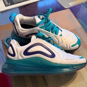 Nike air max women sneakers size 5.5 used but good condition